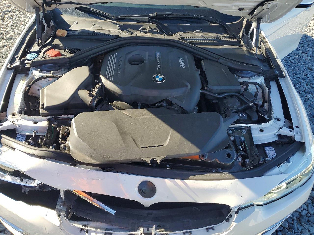 2017 BMW 330 I - zdjęcie 11