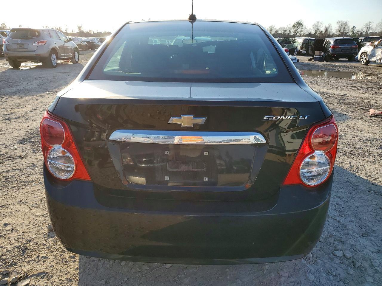 2016 Chevrolet Sonic Lt - zdjęcie 6