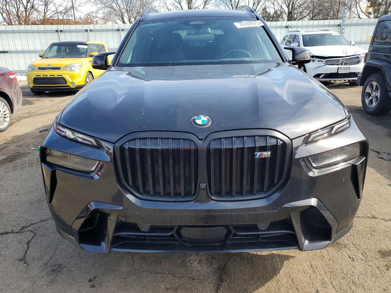 2023 BMW X7 M60I - zdjęcie 5
