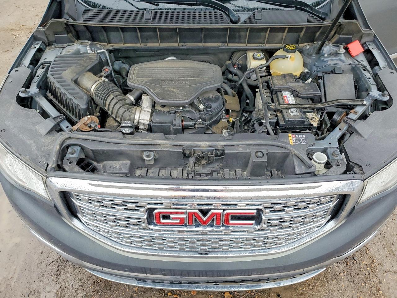 2017 GMC Acadia Denali - zdjęcie 12