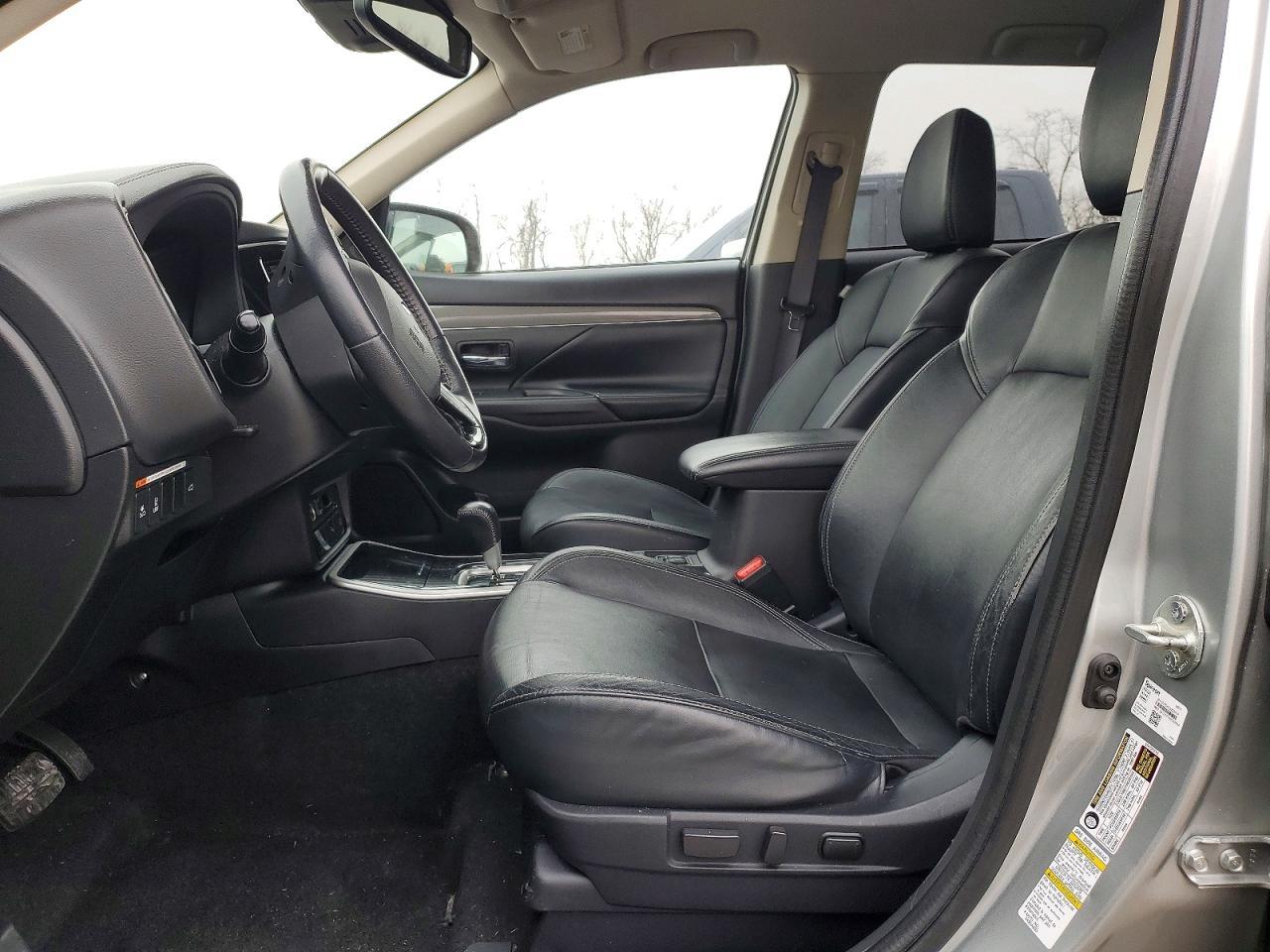 2020 Mitsubishi Outlander Se - zdjęcie 7