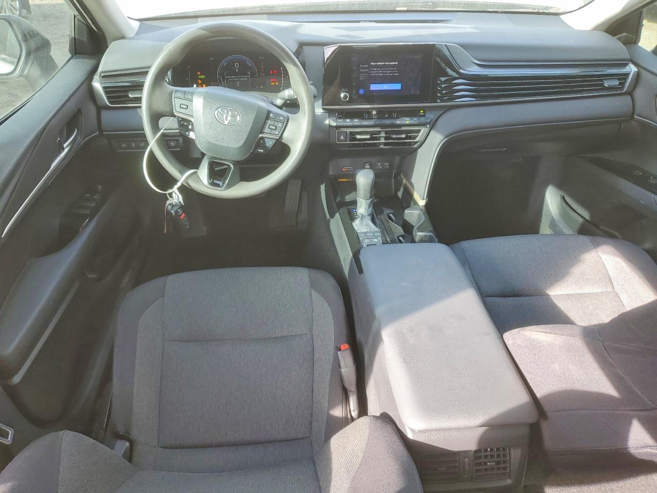 2025 Toyota Camry Xse - zdjęcie 8