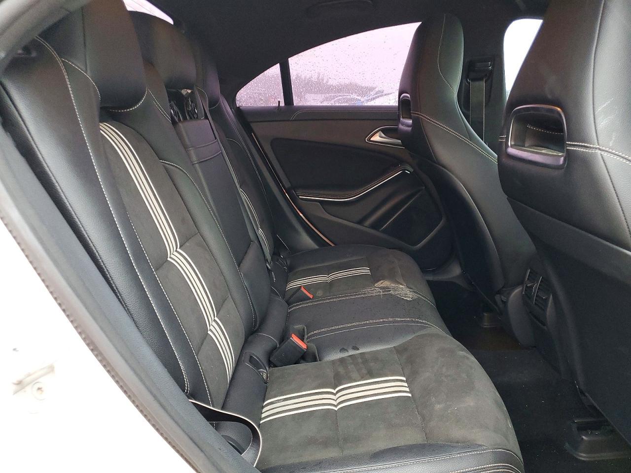 2018 Mercedes-Benz Cla 250 - zdjęcie 19