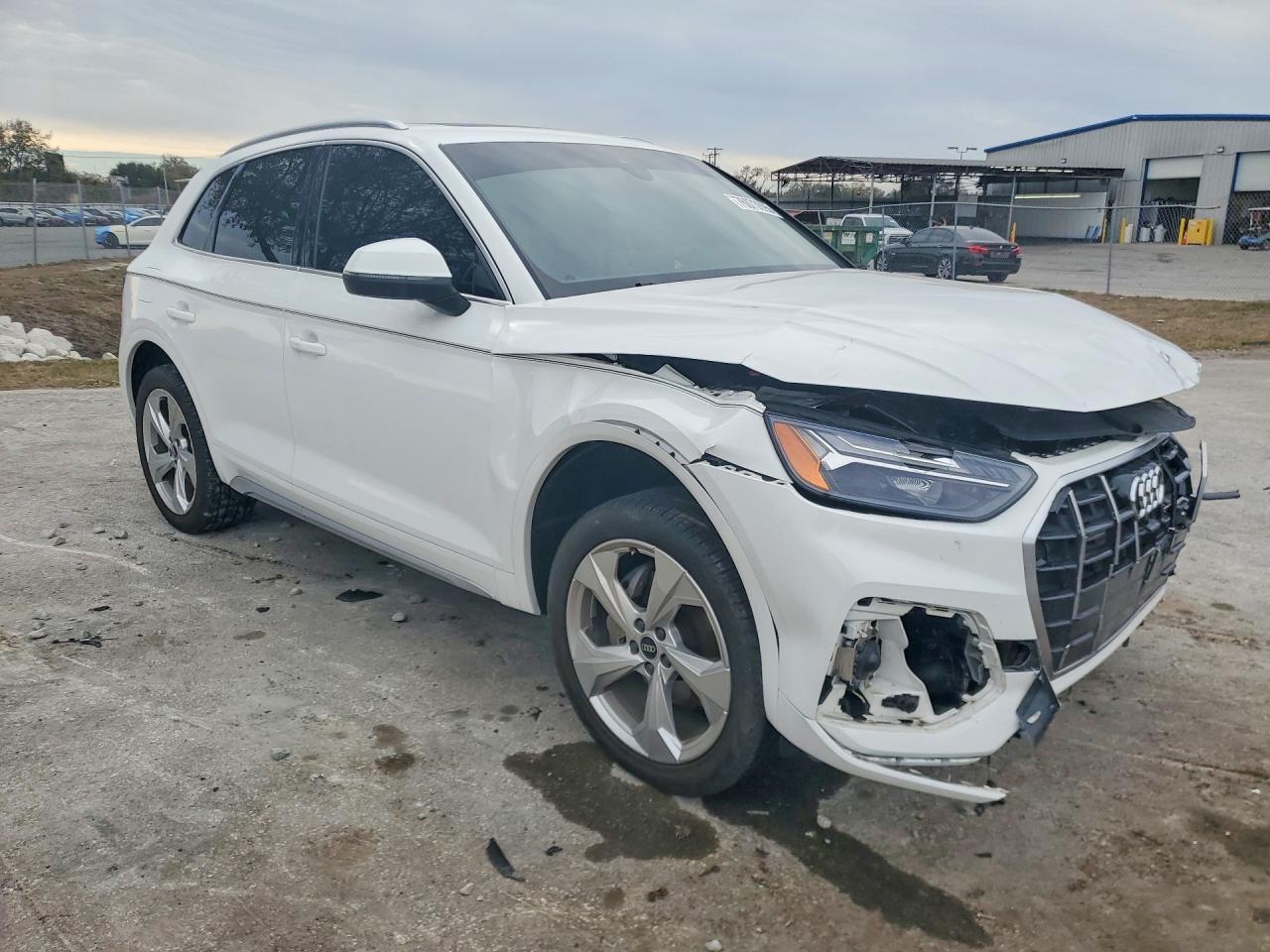 2021 Audi Q5 Premium Plus - zdjęcie 4