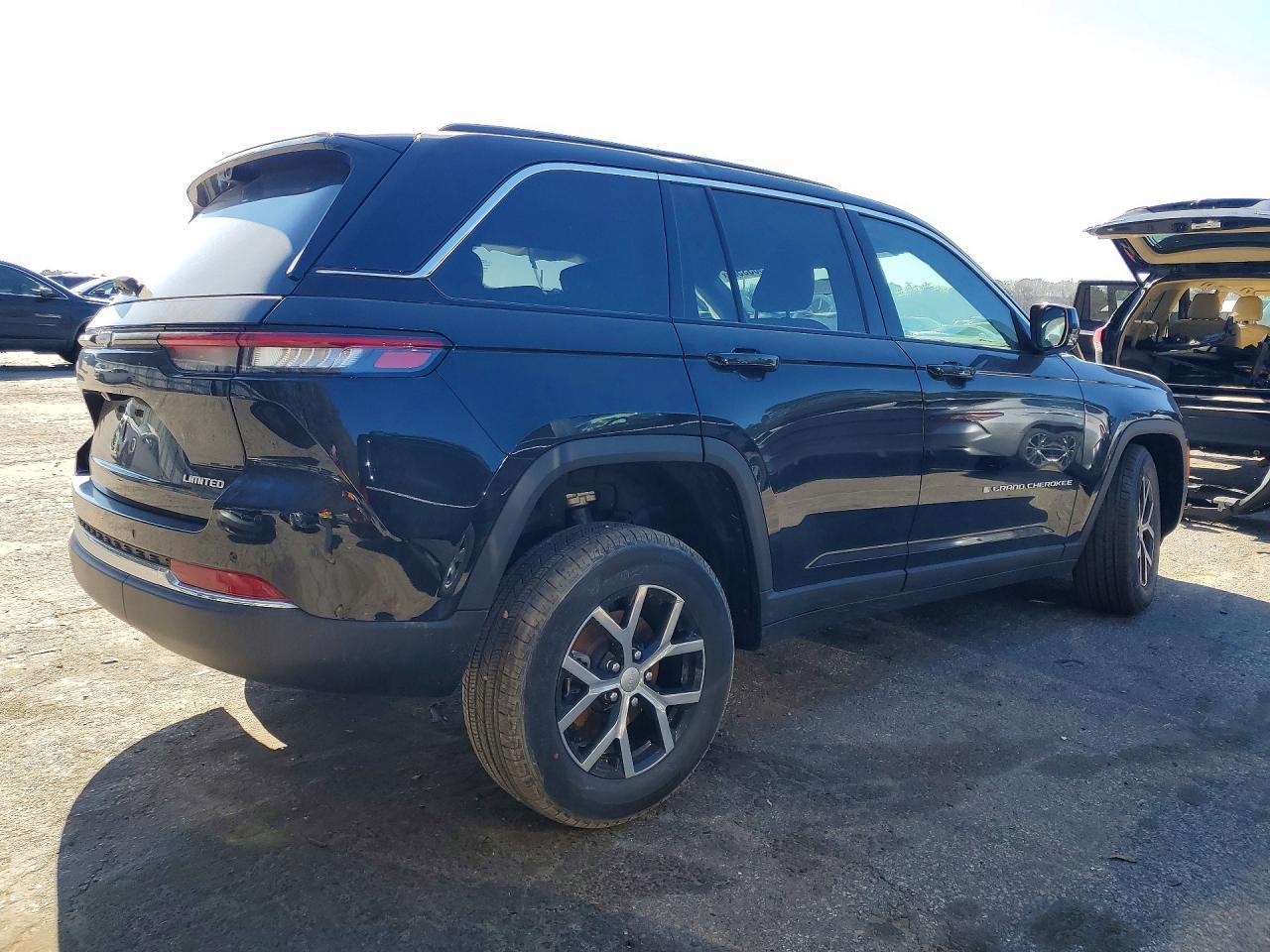 2025 Jeep Grand Cherokee Limited - zdjęcie 3