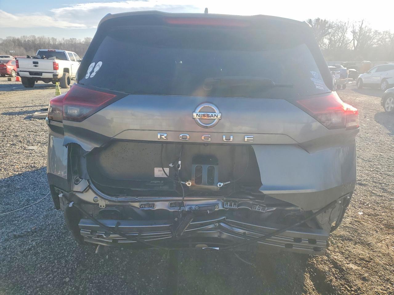 2021 Nissan Rogue Sv - zdjęcie 6