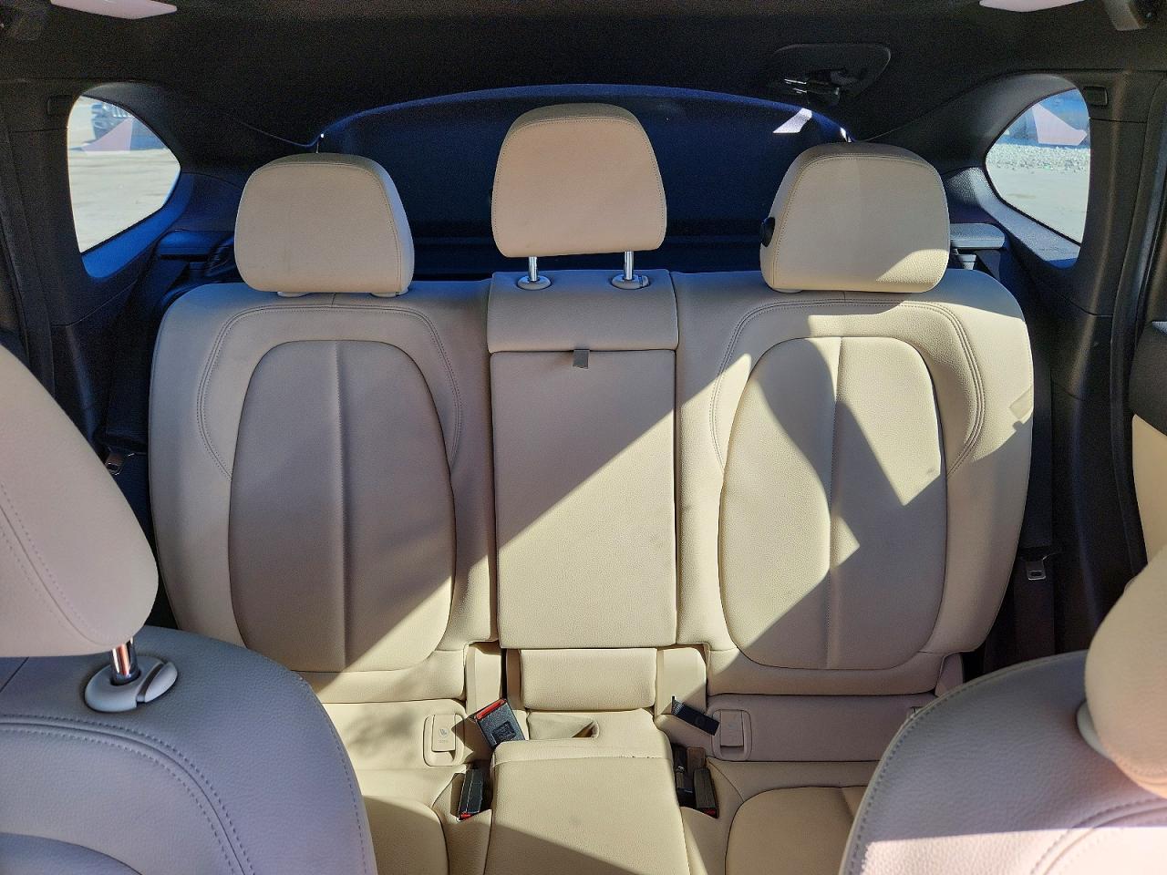 2017 BMW X1 xDrive28I - zdjęcie 10
