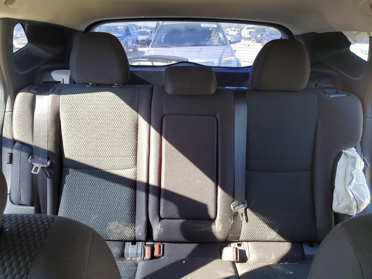 2020 Nissan Rogue Sport S - zdjęcie 10