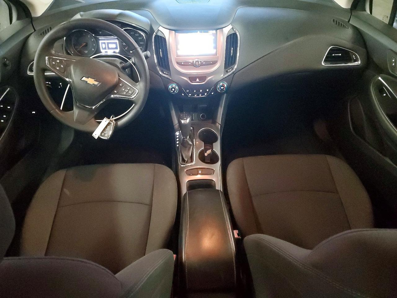 2017 Chevrolet Cruze Lt - zdjęcie 8