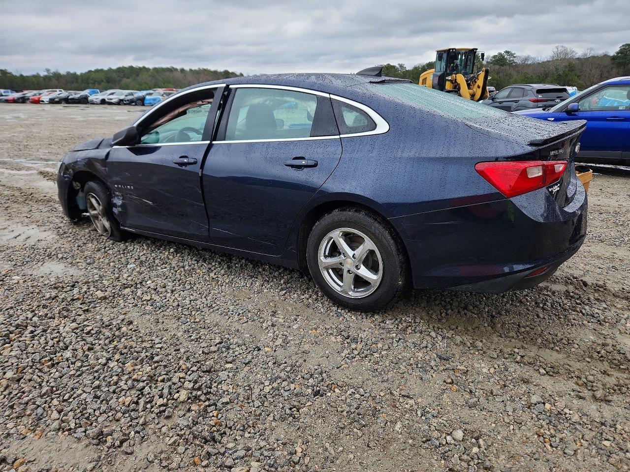 2018 Chevrolet Malibu Ls - zdjęcie 2