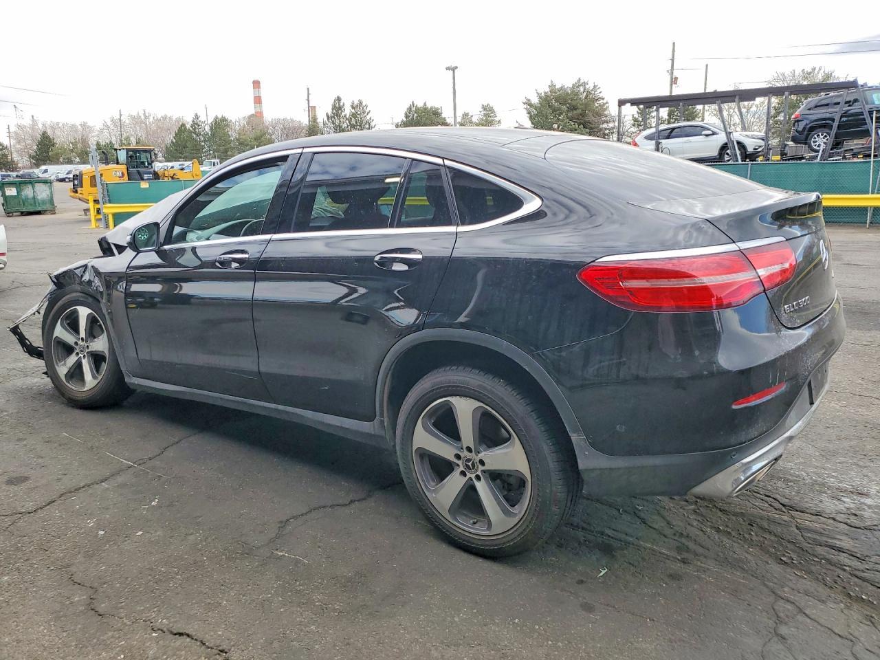 2019 Mercedes-Benz Glc Coupe 300 4Matic - zdjęcie 2