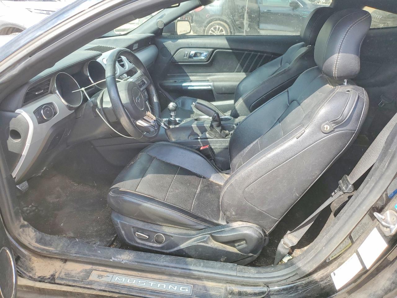2016 Ford Mustang - zdjęcie 7