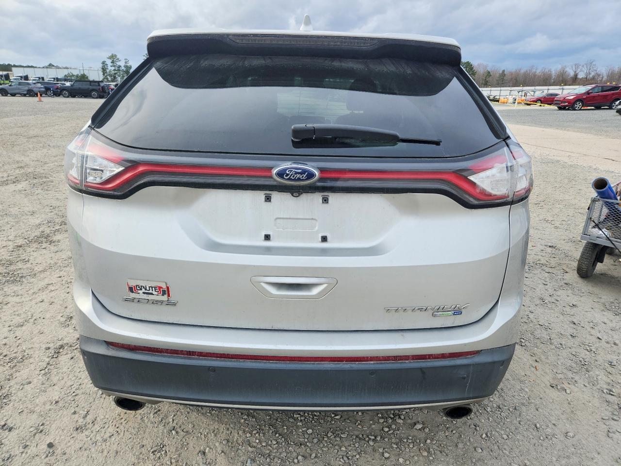 2015 Ford Edge Titanium - zdjęcie 6