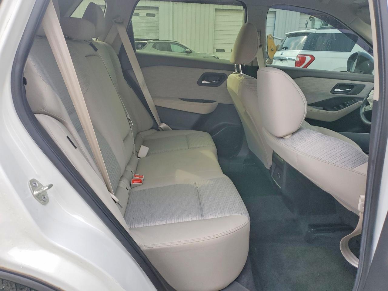 2023 Nissan Rogue Sv - zdjęcie 11