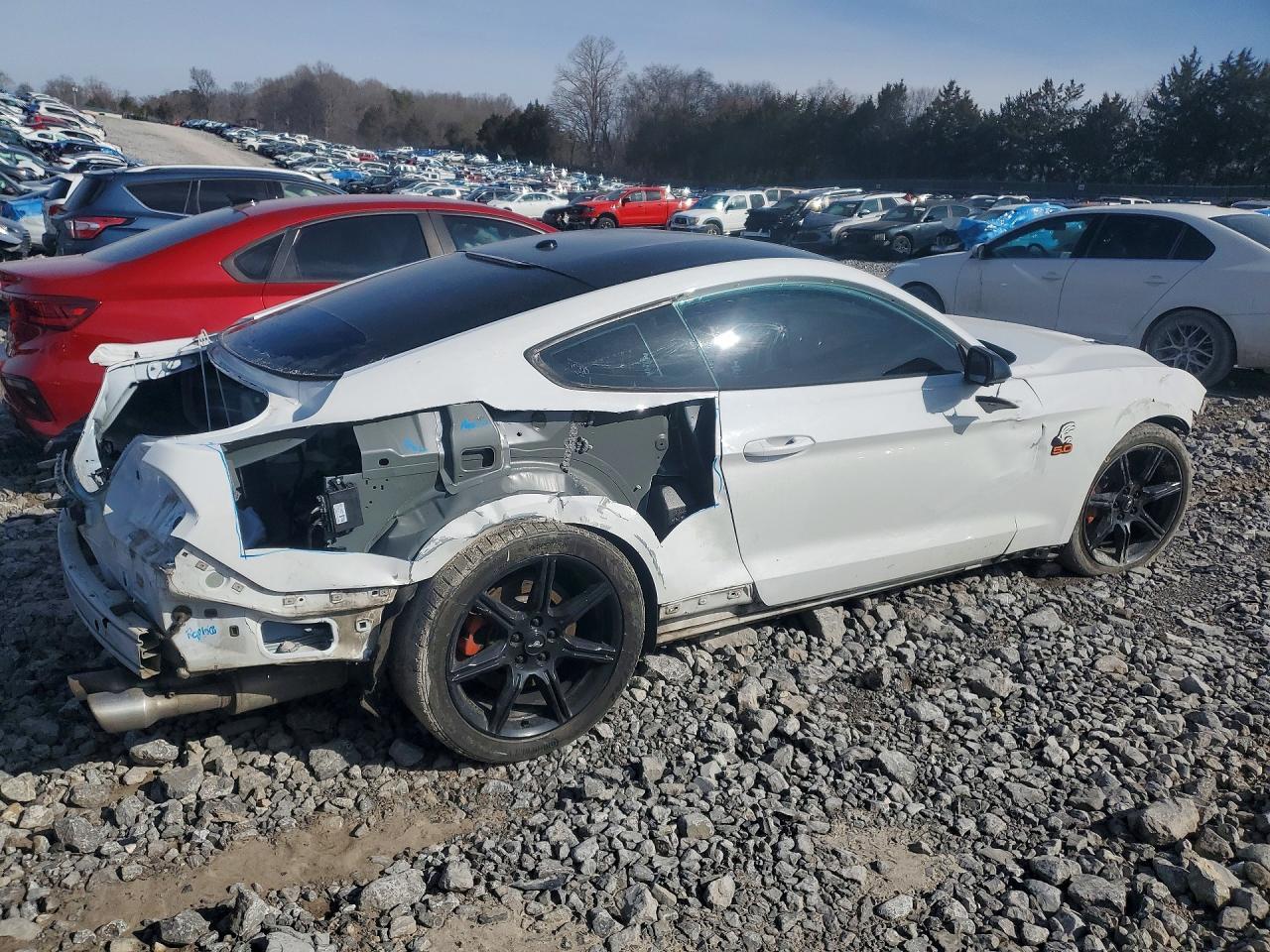 2018 Ford Mustang Gt - zdjęcie 3