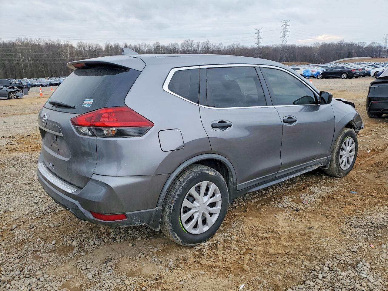 2018 Nissan Rogue S - zdjęcie 3