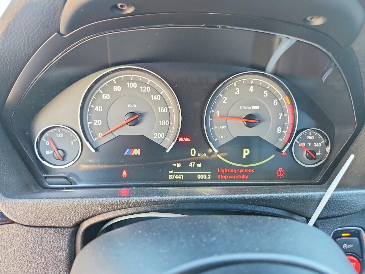 2015 BMW M4 - zdjęcie 9