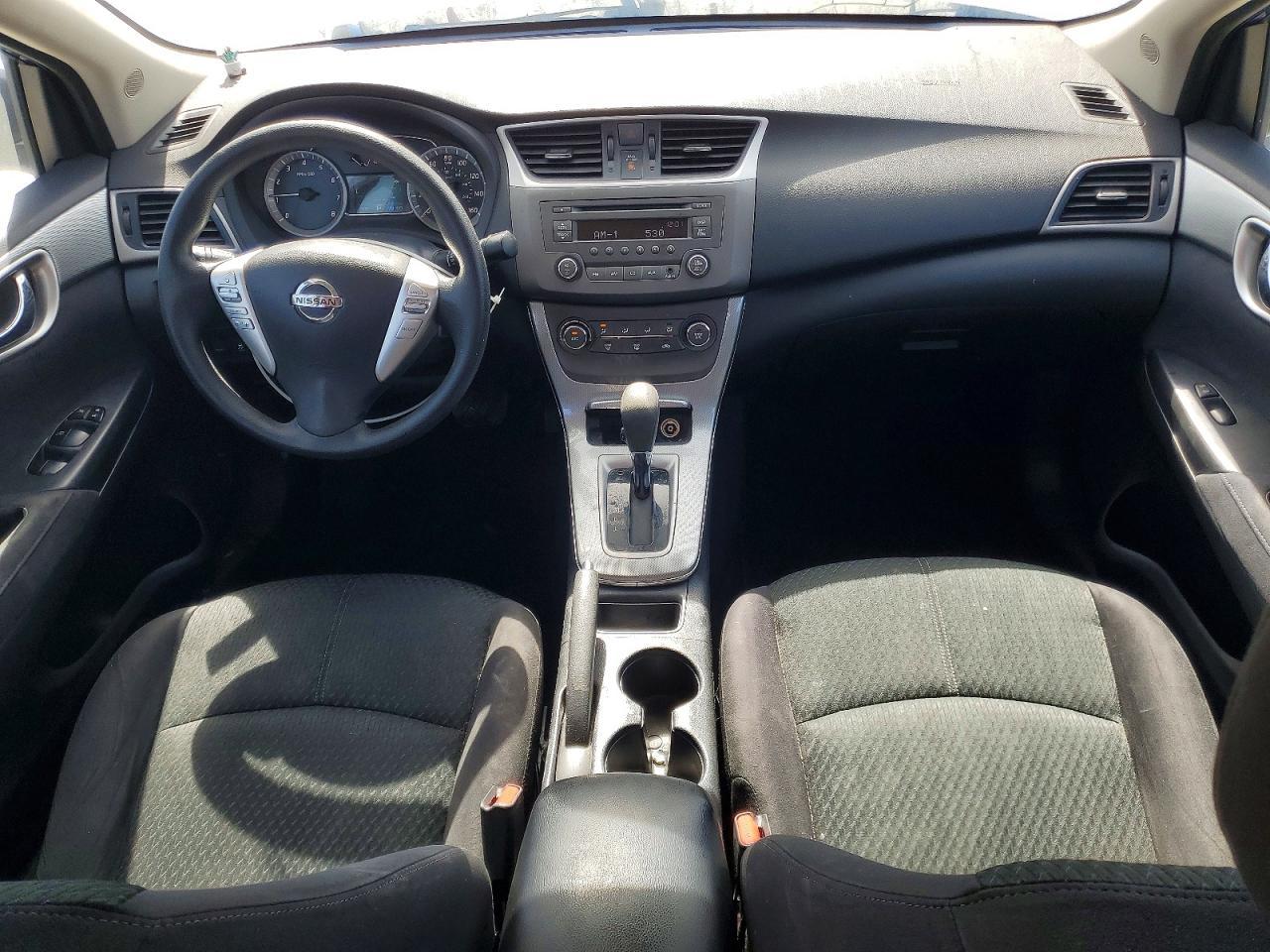 2014 Nissan Sentra S - zdjęcie 8