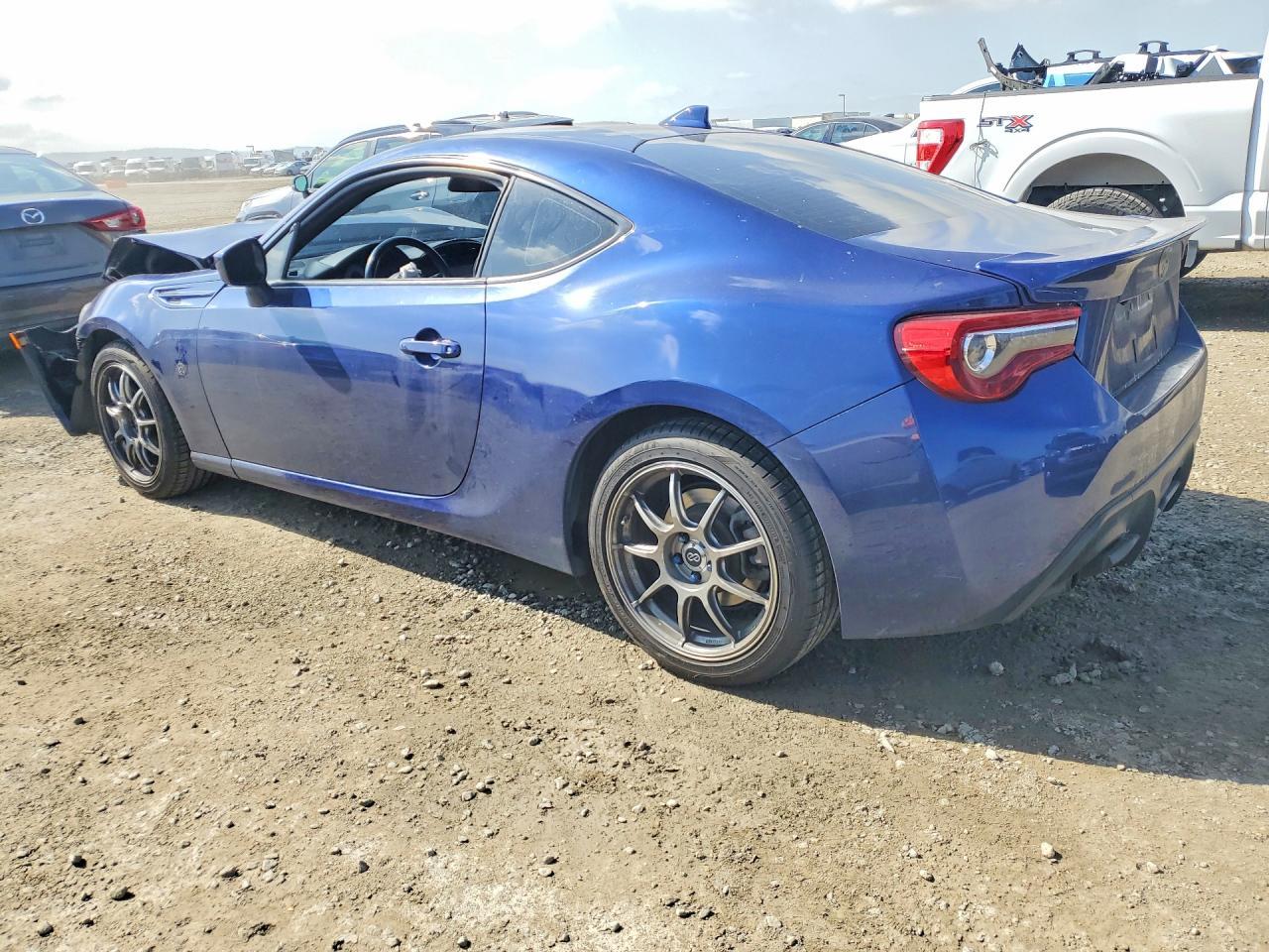 2017 Toyota 86 Base - zdjęcie 2