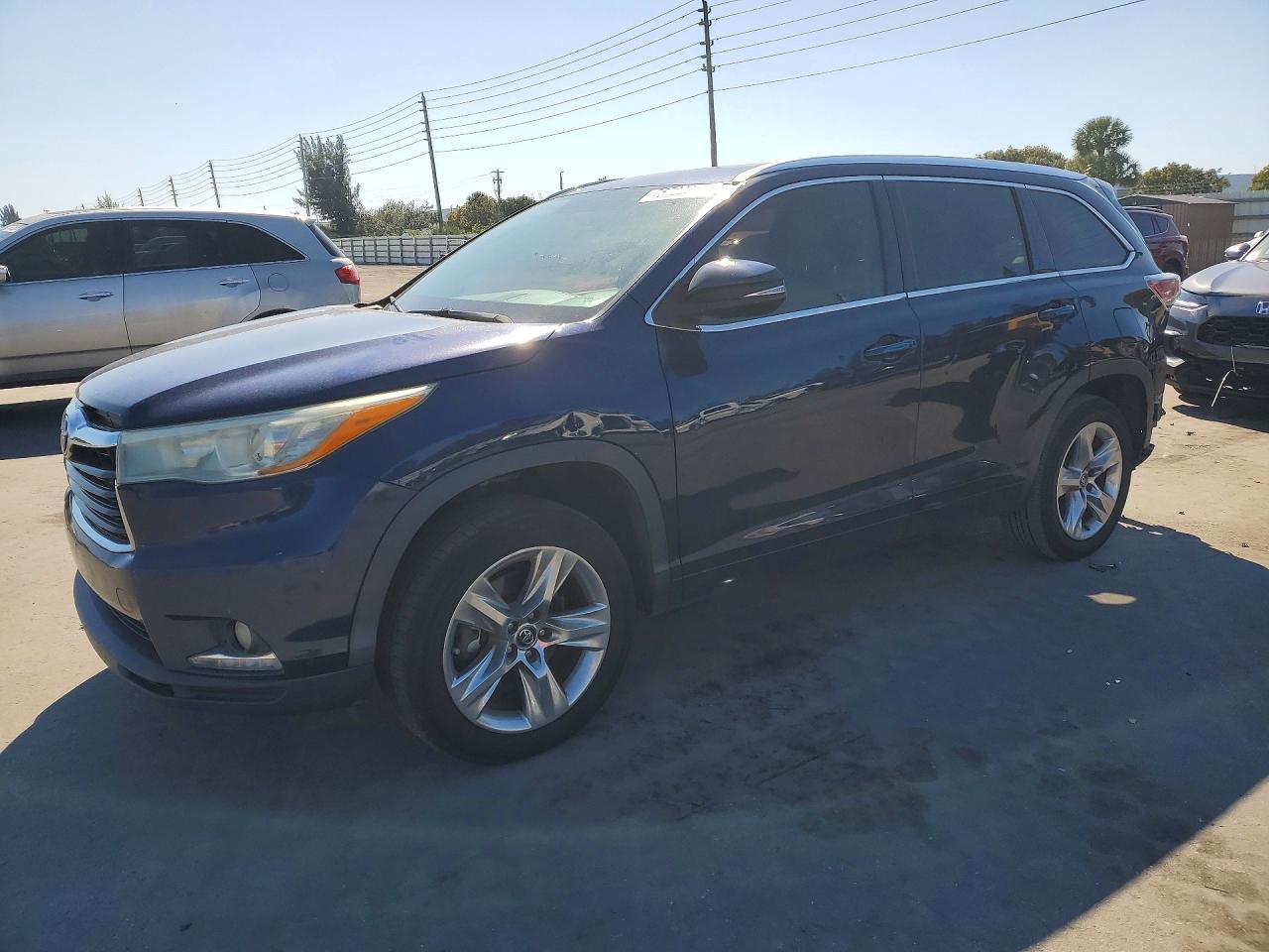2016 Toyota Highlander Limited - zdjęcie główne