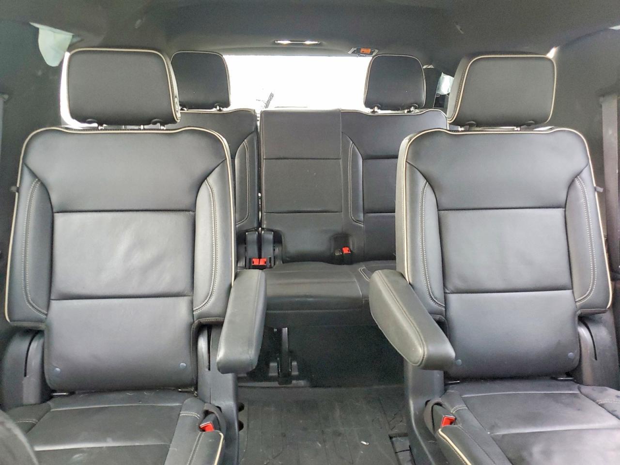 2022 Chevrolet Tahoe K1500 Premier - zdjęcie 10