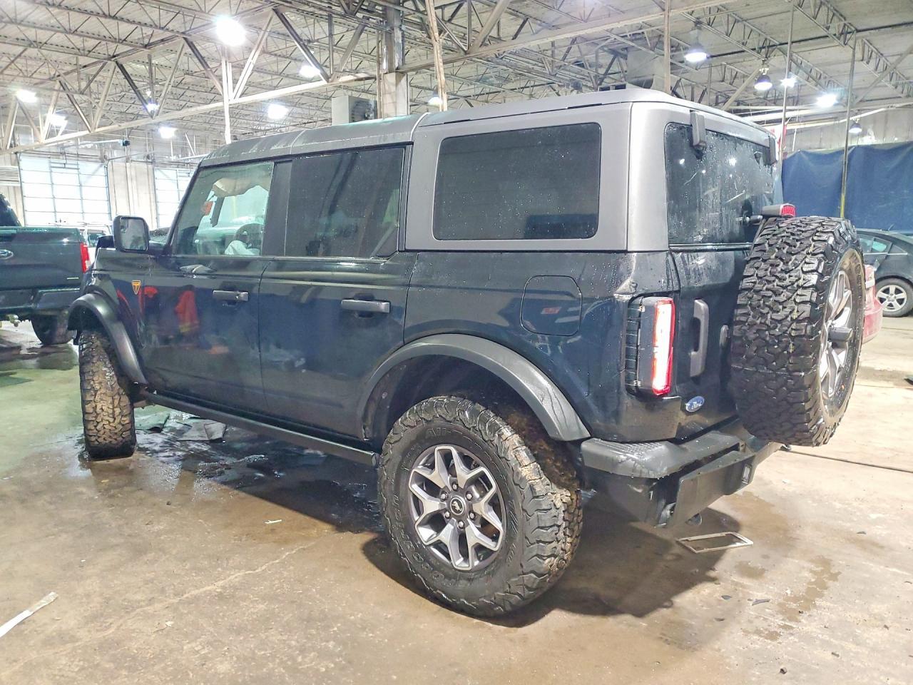 2024 Ford Bronco Badlands - zdjęcie 2