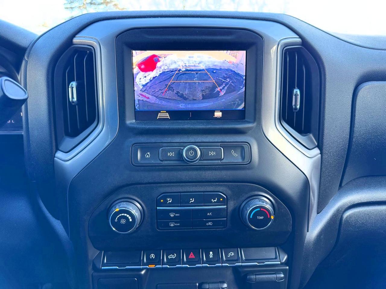 2021 Chevrolet Silverado K1500 Custom - zdjęcie 10