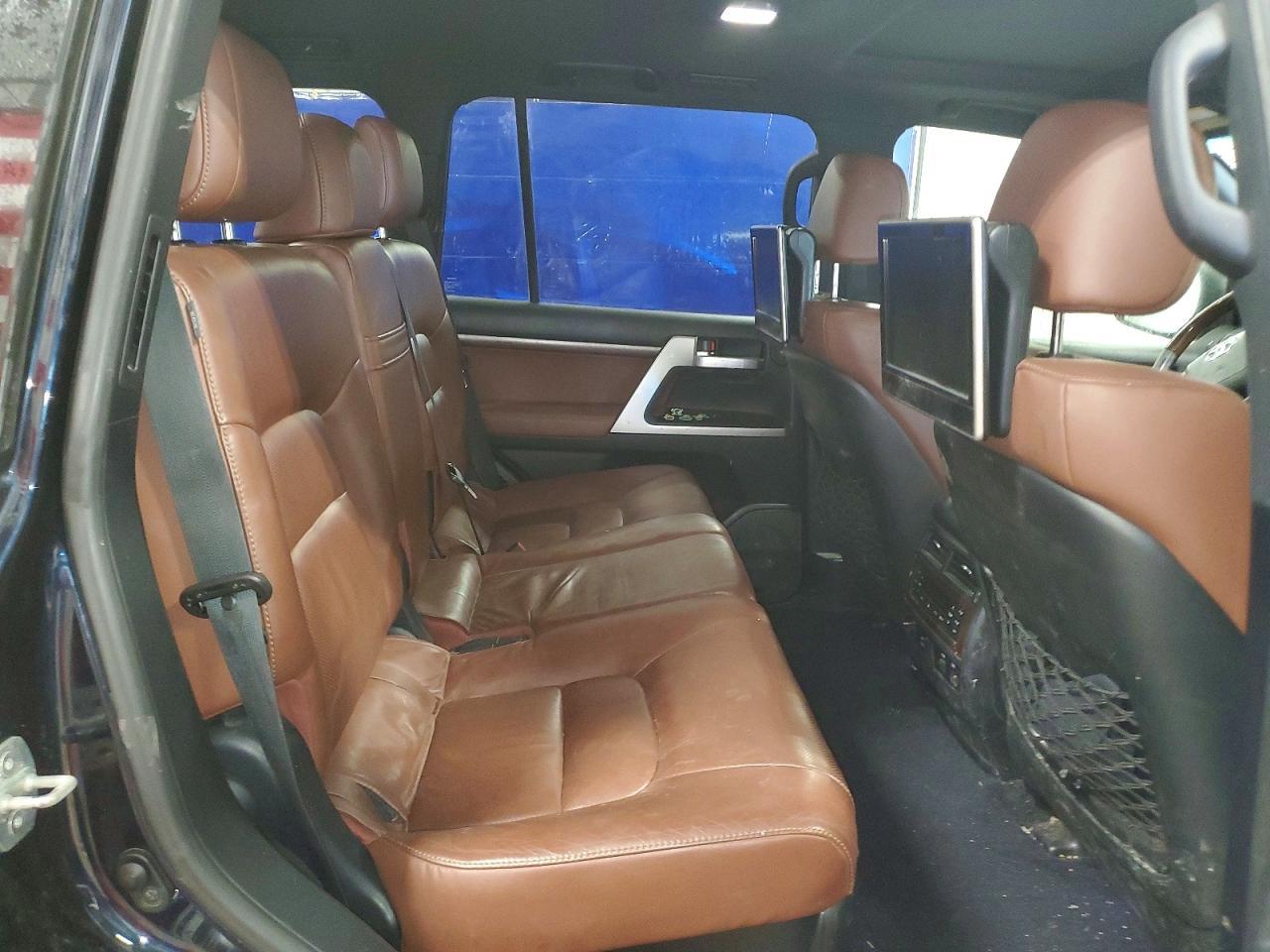 2016 Toyota Land Cruiser Base - zdjęcie 11