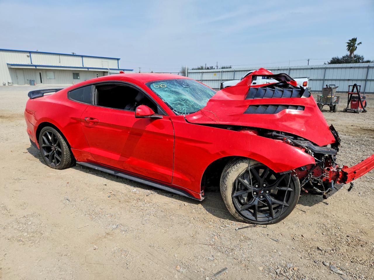 2021 Ford Mustang Gt - zdjęcie 4