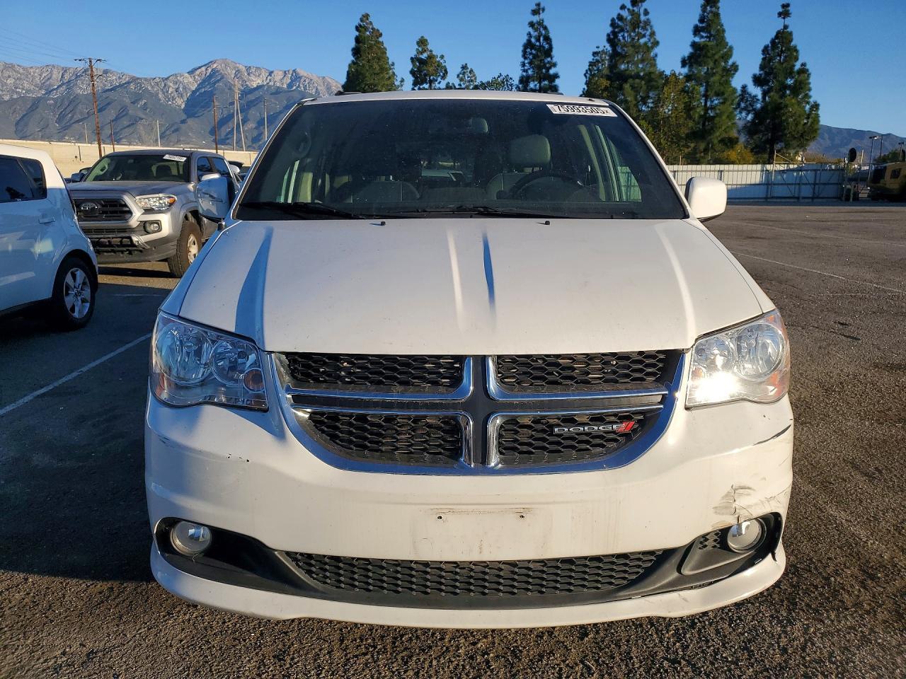 2018 Dodge Grand Caravan Sxt - zdjęcie 5