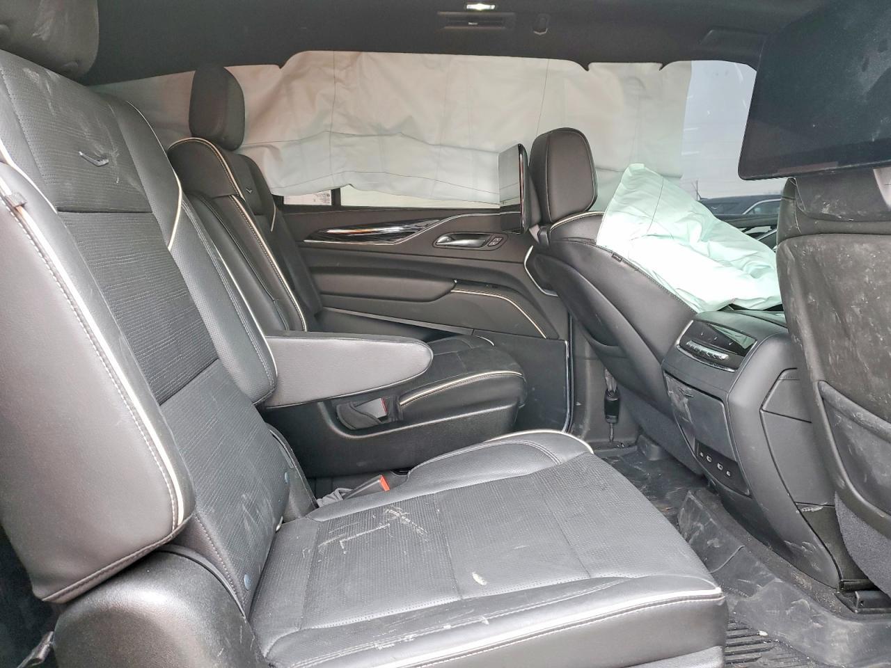 2021 Cadillac Escalade Esv Sport - zdjęcie 11