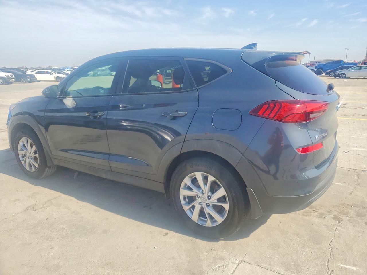 2021 Hyundai Tucson Se - zdjęcie 2