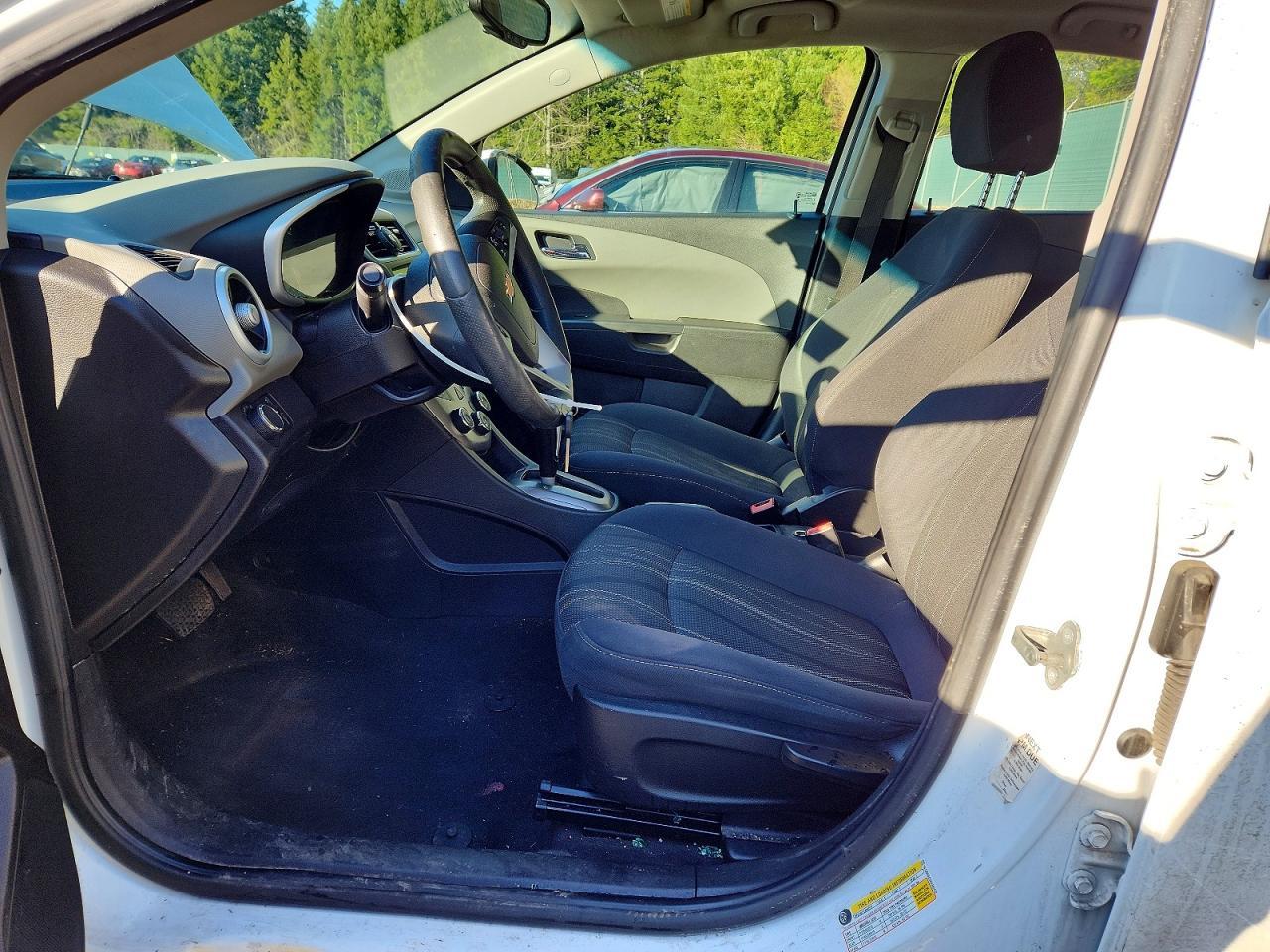 2017 Chevrolet Sonic Lt - zdjęcie 7