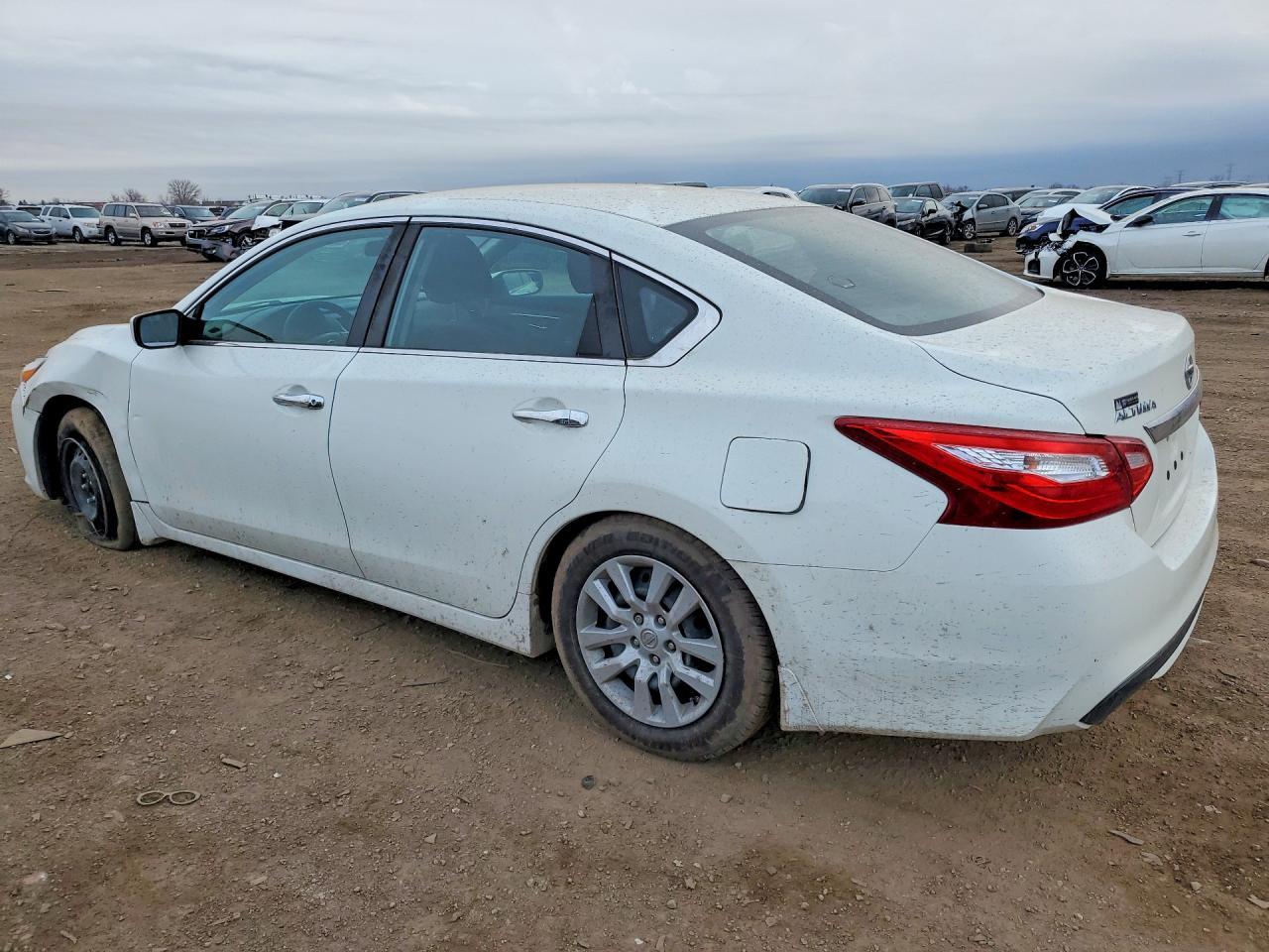 2017 Nissan Altima 2.5 - zdjęcie 2