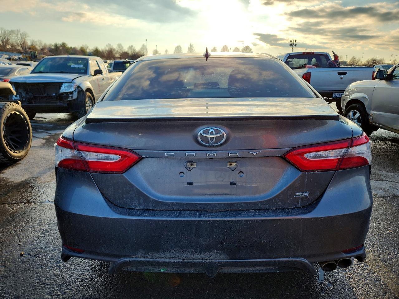 2019 Toyota Camry L - zdjęcie 6