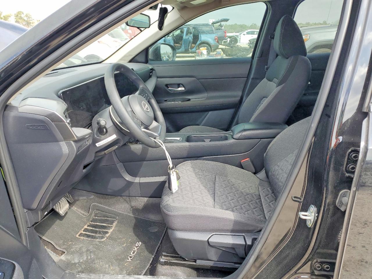 2025 Nissan Kicks Sv - zdjęcie 7