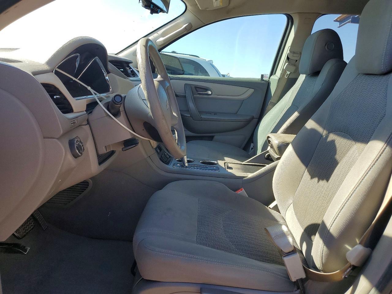 2017 Chevrolet Traverse Ls - zdjęcie 7