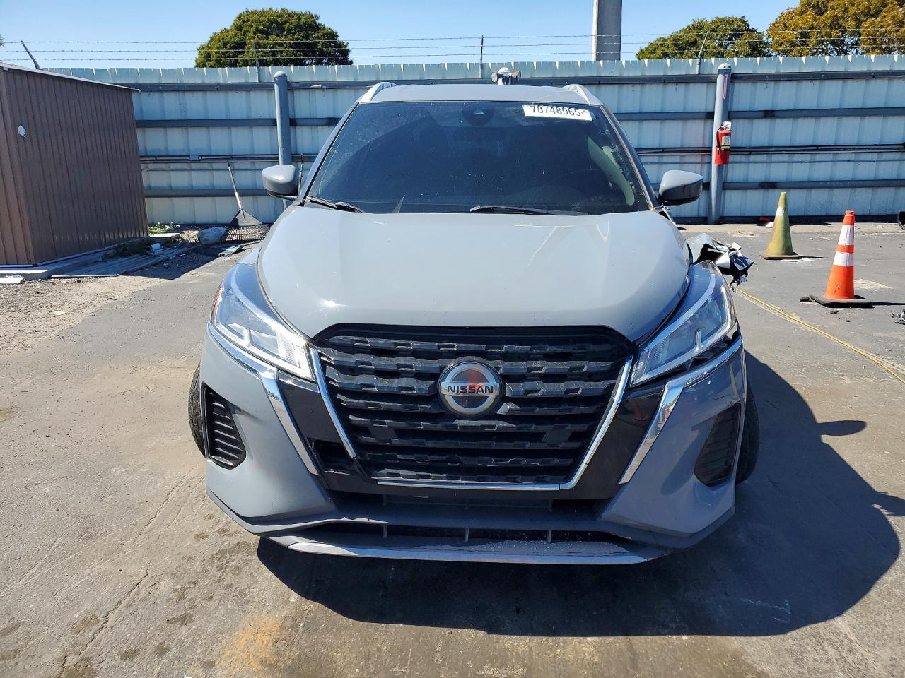 2021 Nissan Kicks Sv - zdjęcie 5
