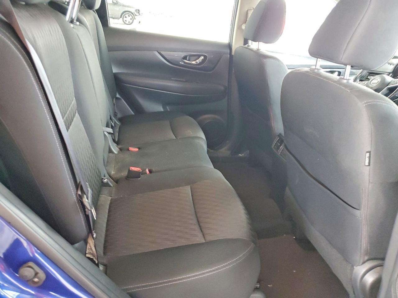2018 Nissan Rogue S - zdjęcie 10