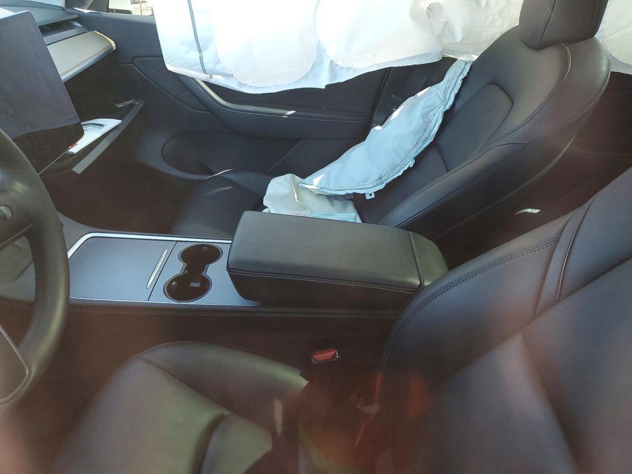 2022 Tesla Model Y - zdjęcie 8