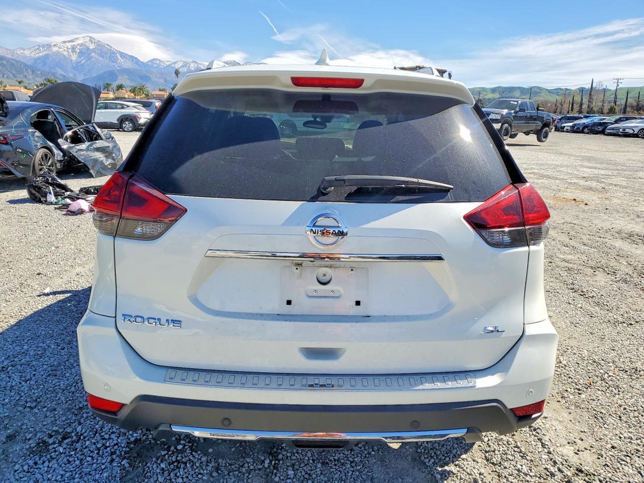 2020 Nissan Rogue Sl - zdjęcie 6