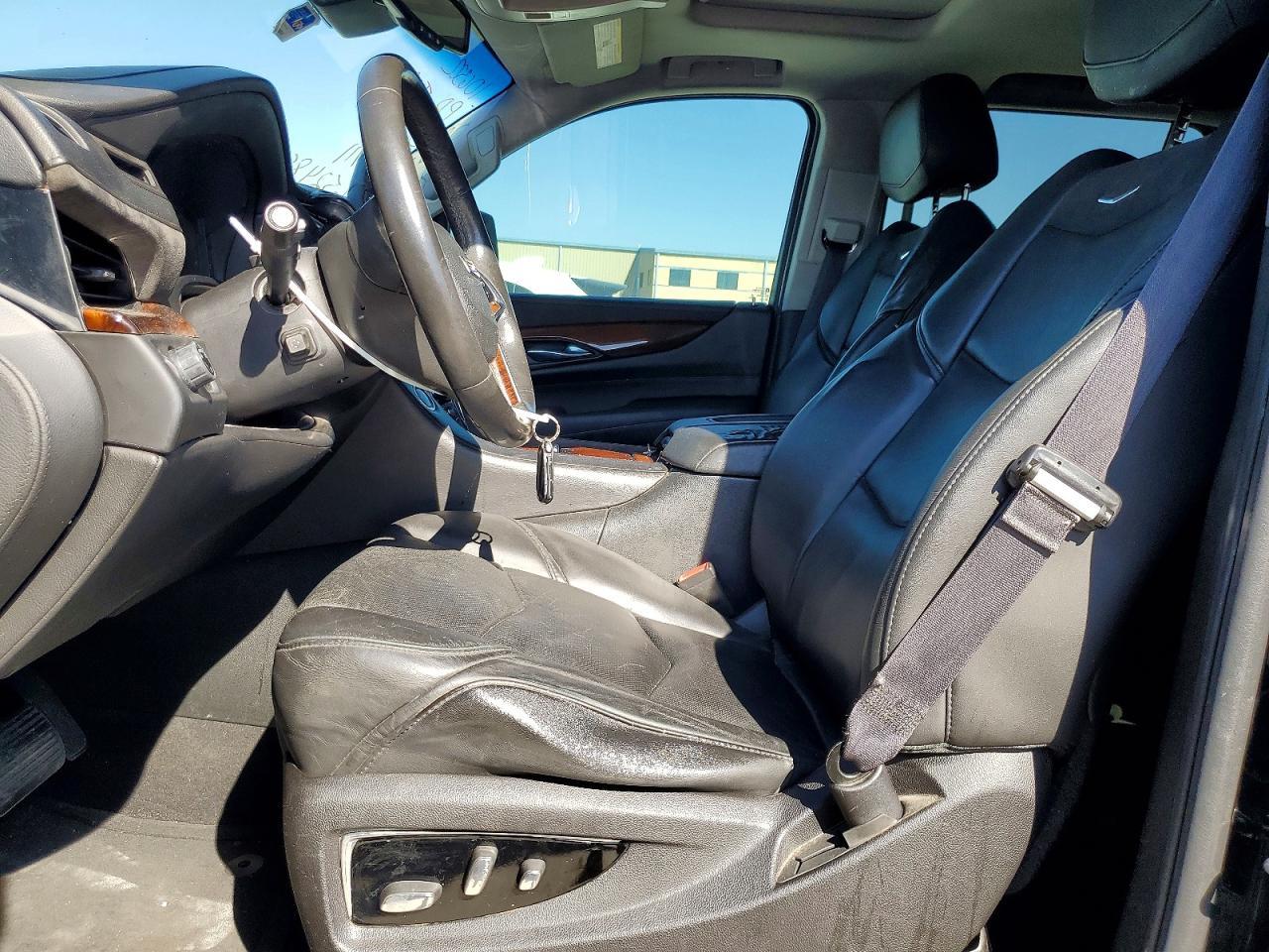 2015 Cadillac Escalade Luxury - zdjęcie 7