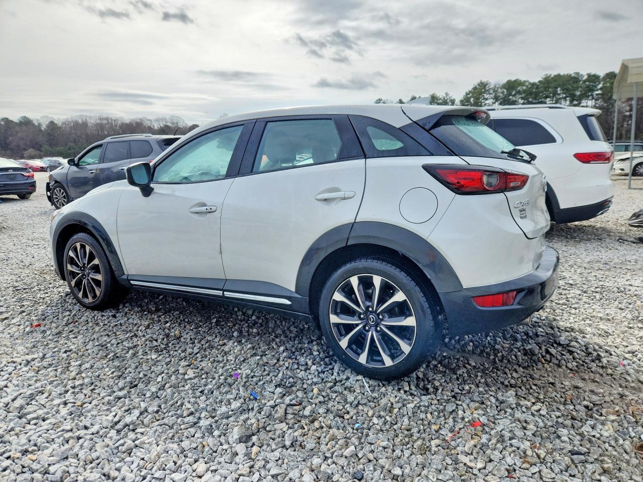 2019 Mazda Cx-3 Grand Touring - zdjęcie 2