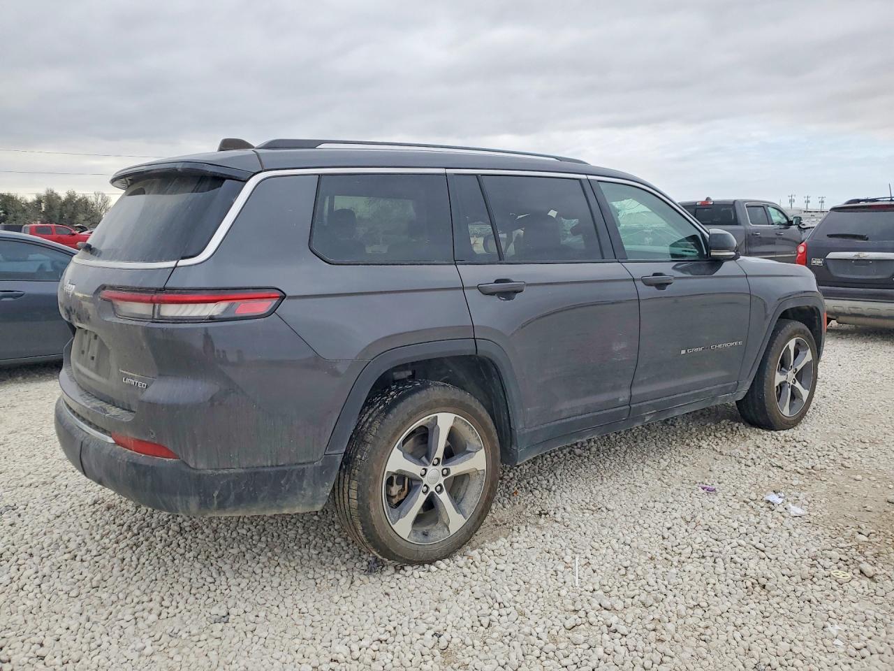 2023 Jeep Grand Cherokee L Limited - zdjęcie 3