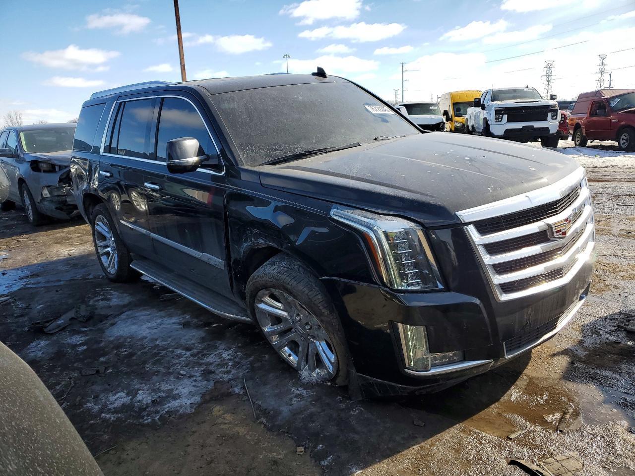 2015 Cadillac Escalade Luxury - zdjęcie 4