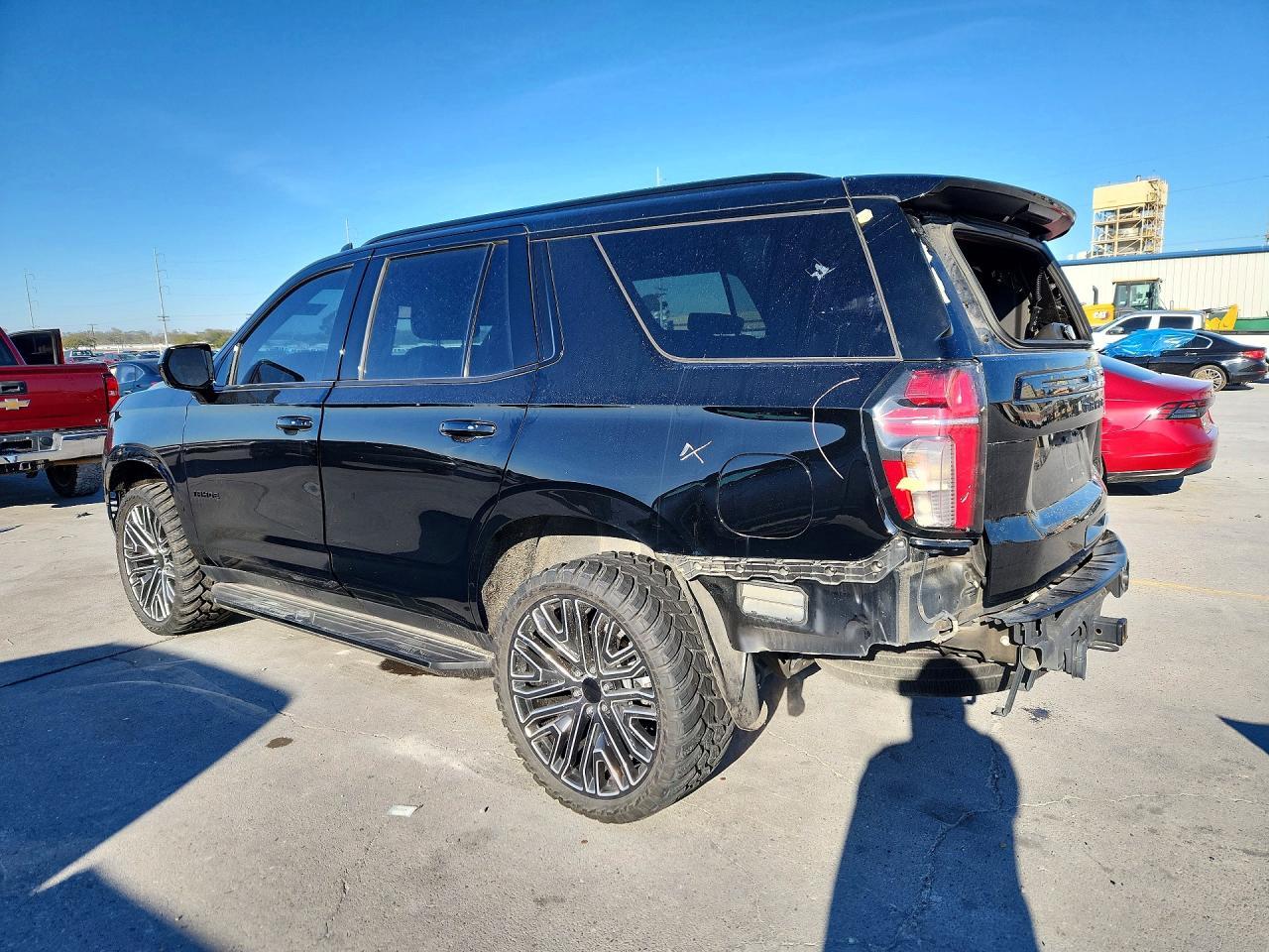 2023 Chevrolet Tahoe C1500 Rst - zdjęcie 2