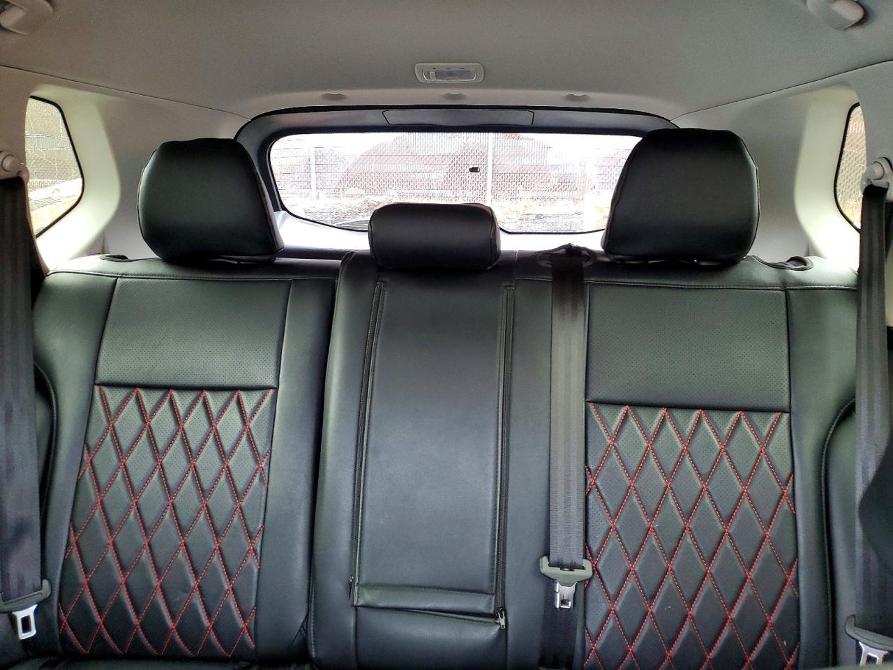 2025 Nissan Rogue Platinum - zdjęcie 10