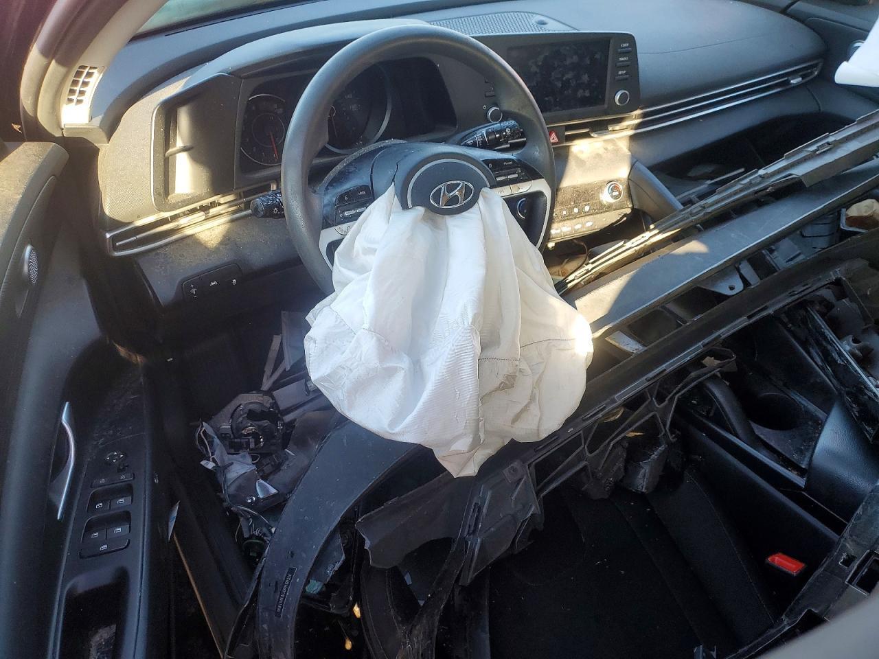 2023 Hyundai Elantra Sel - zdjęcie 8