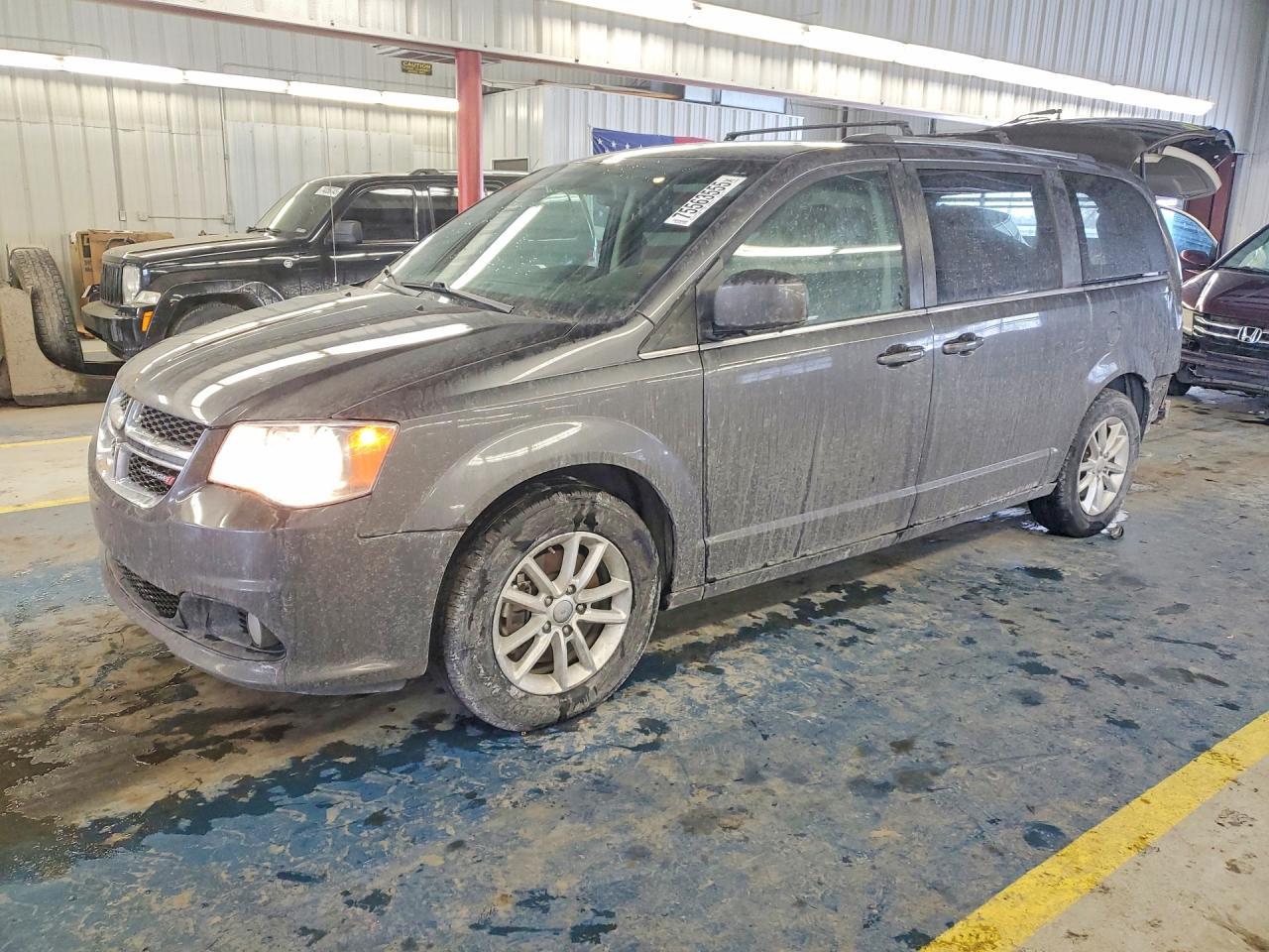 2018 Dodge Grand Caravan Sxt - zdjęcie główne