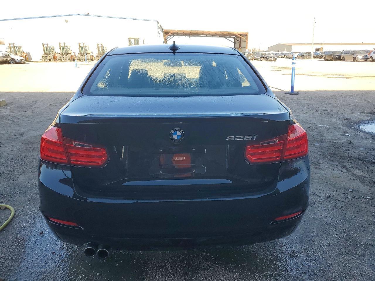 2014 BMW 328 I - zdjęcie 6